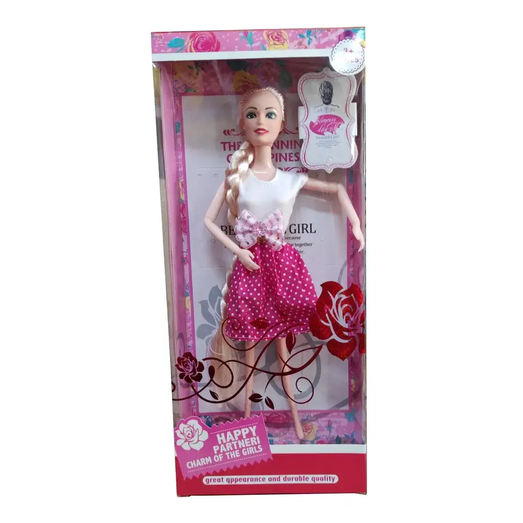 Кукла со краток фустан