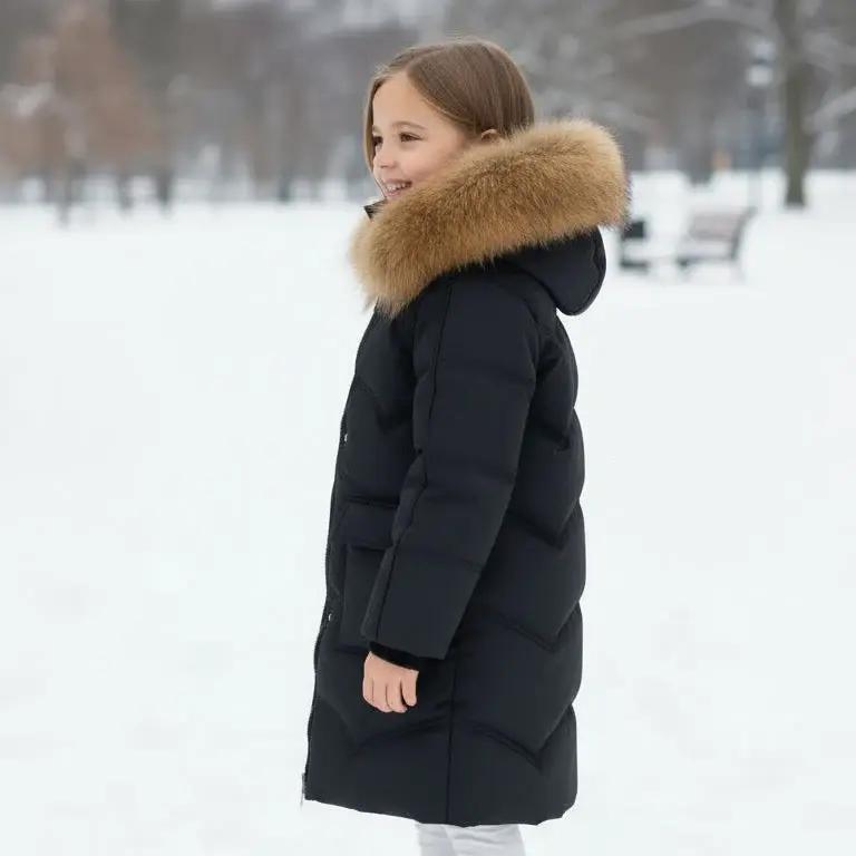 Јакна со капа и крзно