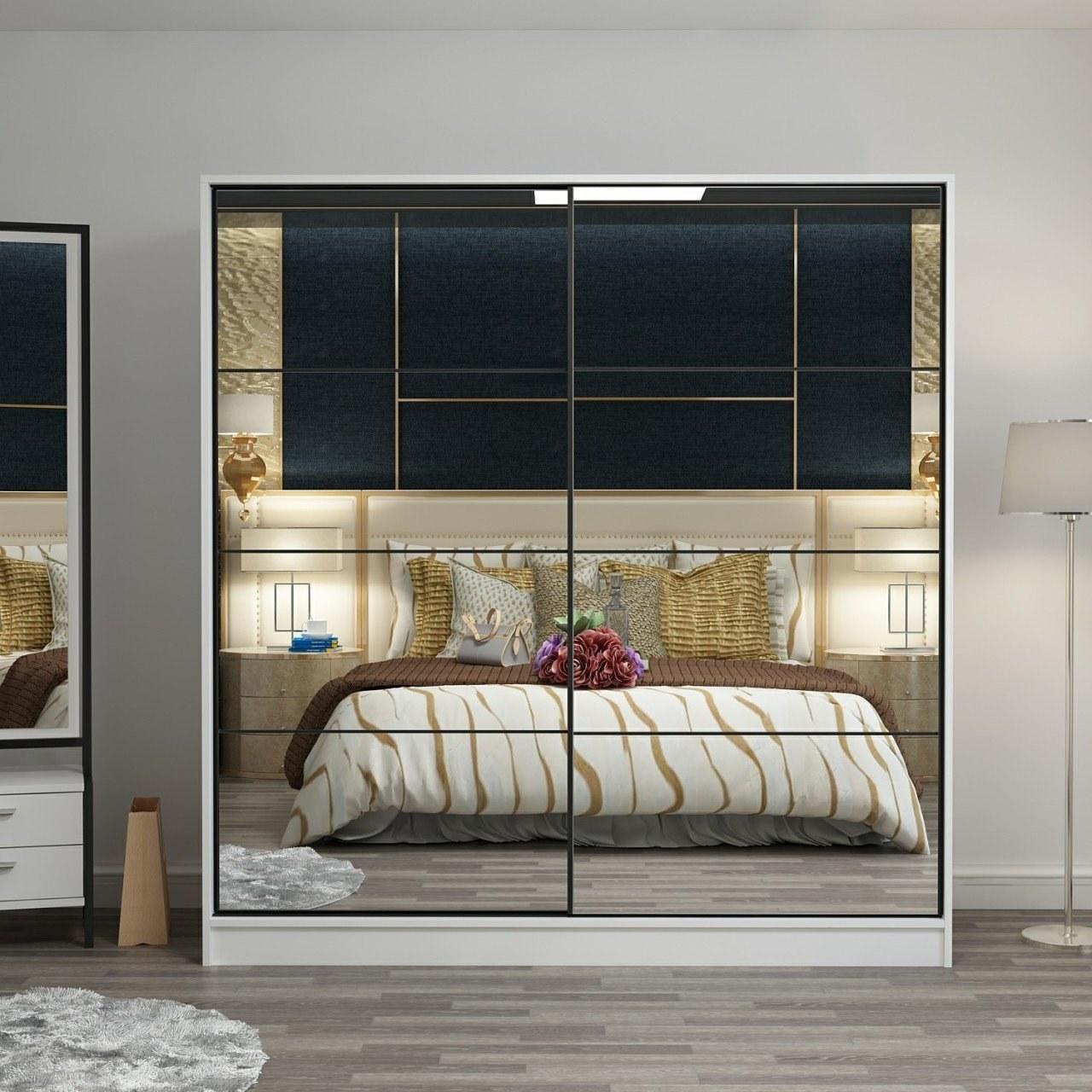 Гардеробер Hanah Home Кејл 220x210x52 см Бела