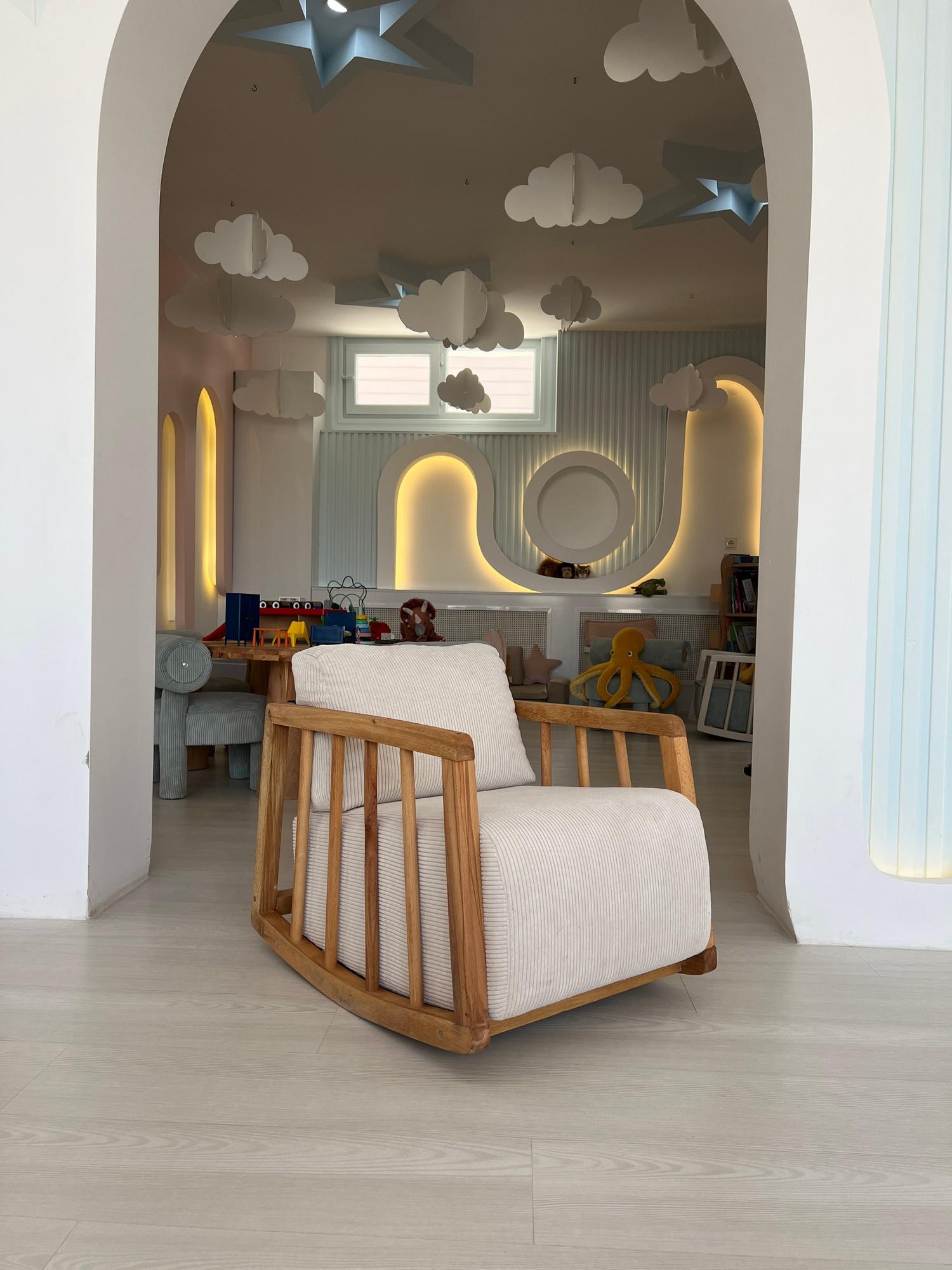 Детска фотелја Atelier del Sofa бела