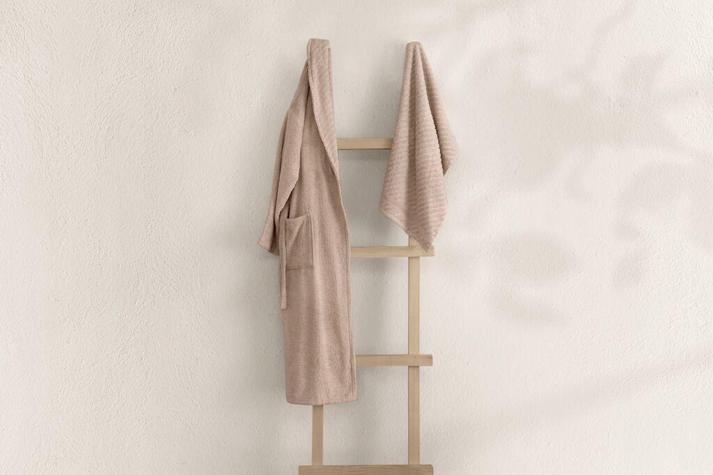 Conceptum Hypnose Set бањарка со пешкир 1052A-064-1, розова