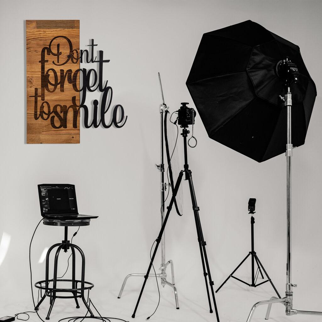 Wallity декорација за dzид „Не заборавај да се насмевнеш", 47x58 см, кафеава боја