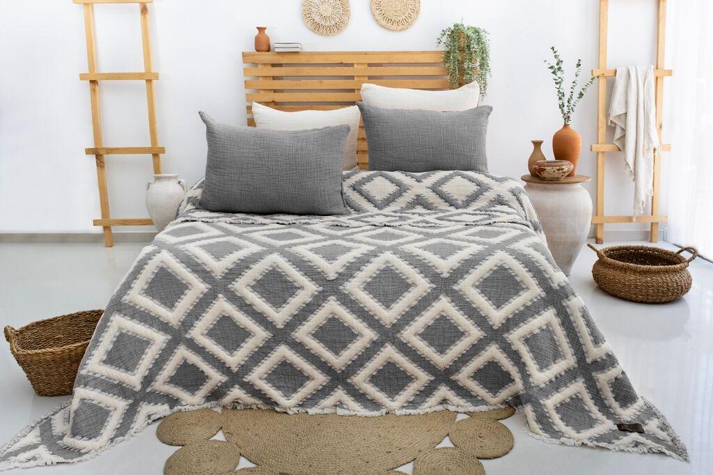 Комплет двојна прекривка за кревет „Л'есентиел Мезон" „Соња", 200x220 см, сива