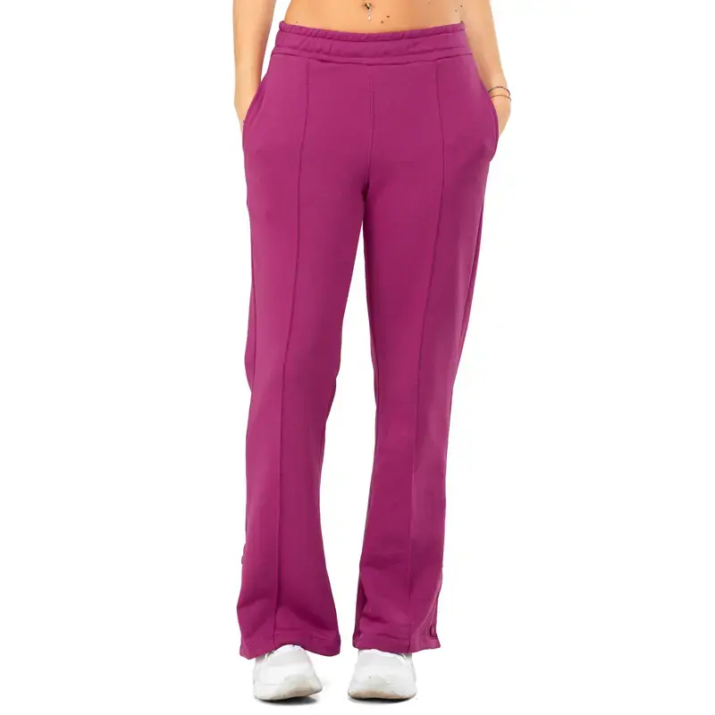 Женски тренерки Leena за исток, во боја на бордо