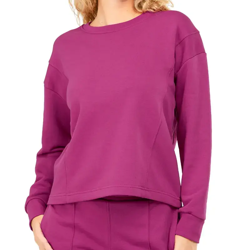 Женски дуксер „Пулхра“ за на југ, во боја на вино