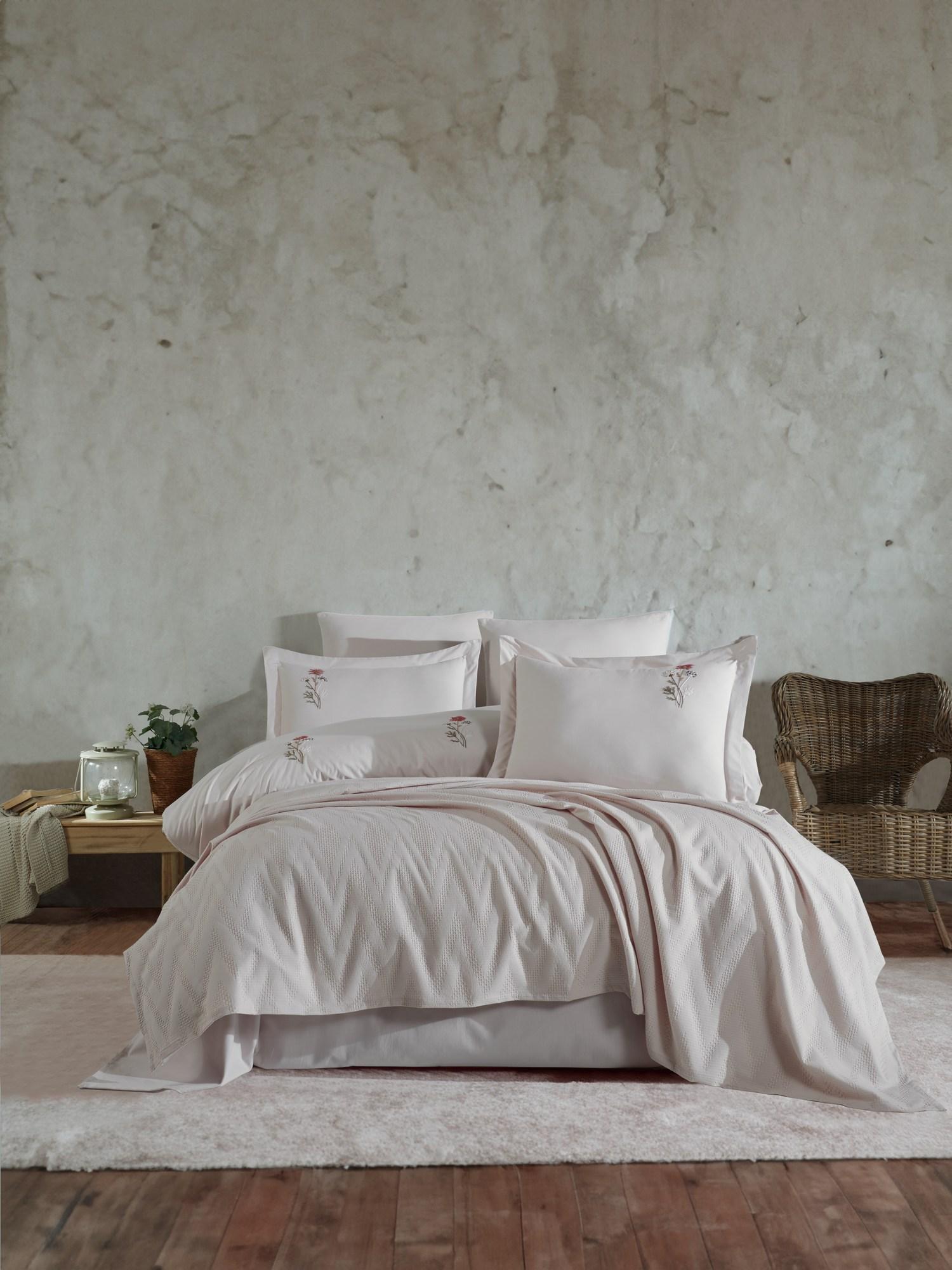 Комплет постелнина L'essentiel Maison за француски кревет, беж