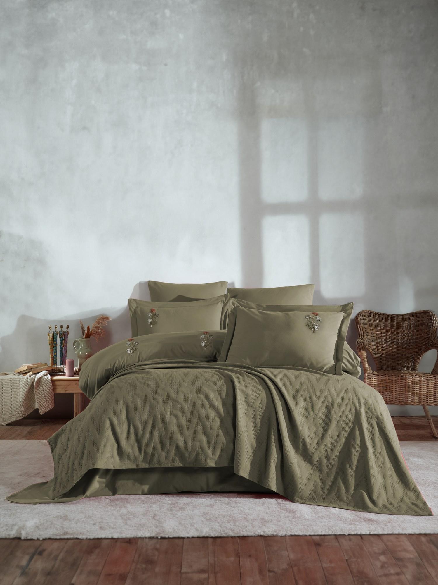 Комплет постелнина L'essentiel Maison за француски кревет, каки боја