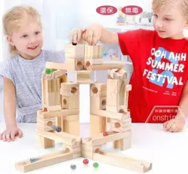 Едукативна играчка дрво (60парчиња) 3+