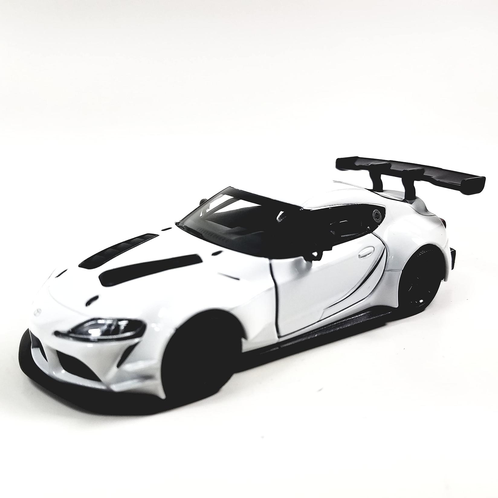 Автомобил фигура Toyota GR Supra Racing Concept 1:36