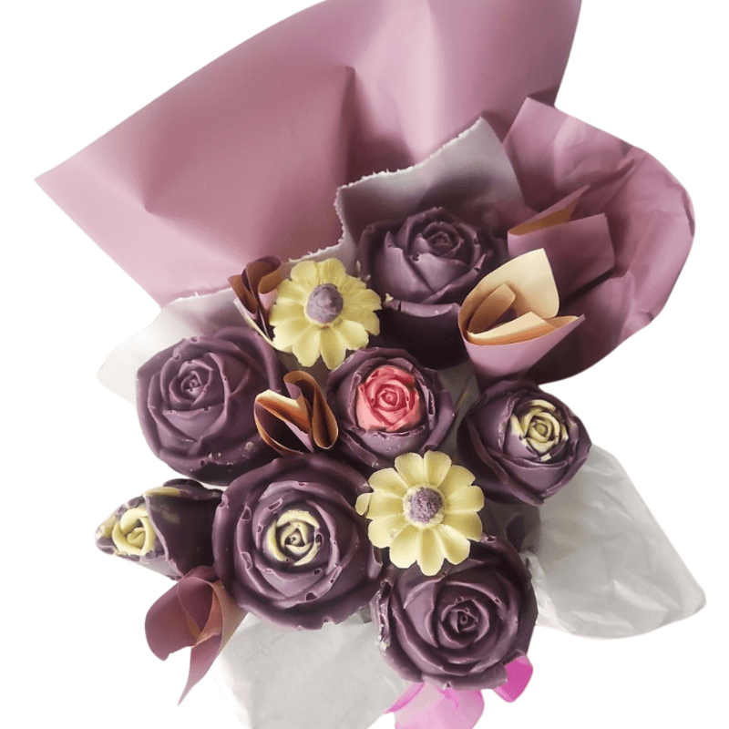 Чоколаден букет со 9 цветови, виолетов