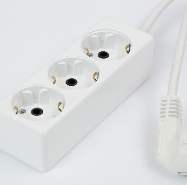 TEHNOELEKTRO Продолжен кабел 3приклучоци со 2 метри кабел