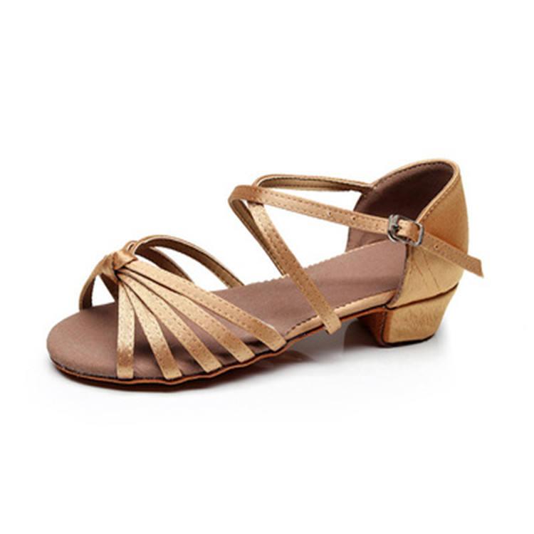 Сандалки за Танцување