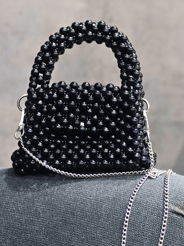 VERICHIC Рачно изработена бисерна чанта, црна
