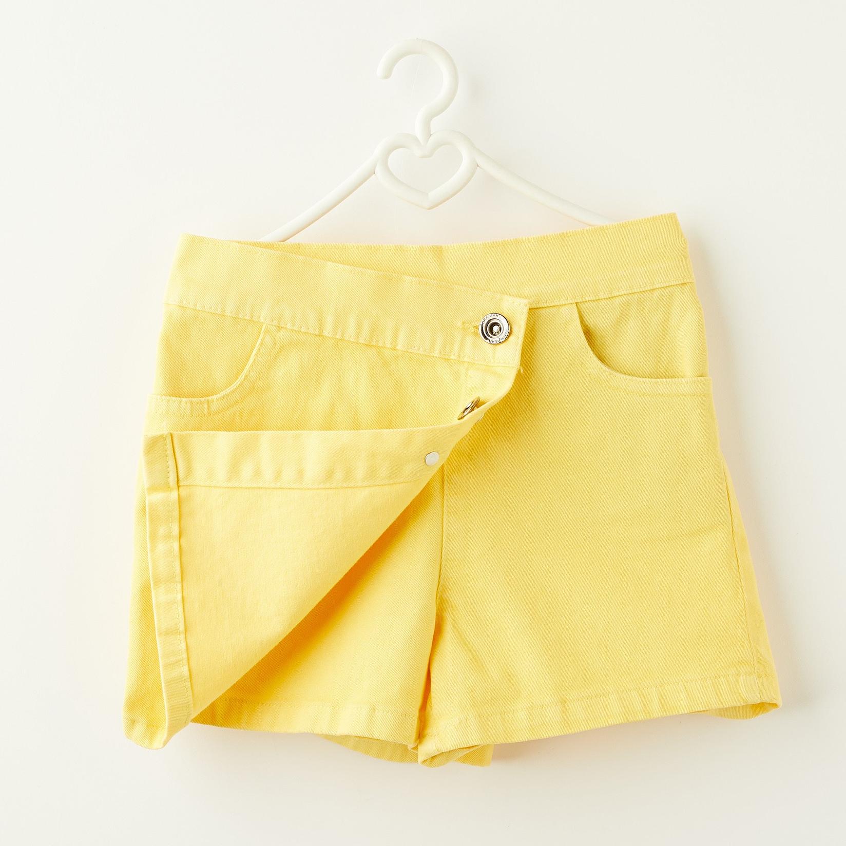 Женска сукња-панталони со копчиња
