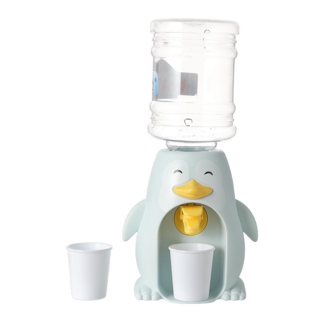 Miniso Играчка - диспензер за вода син пингвин