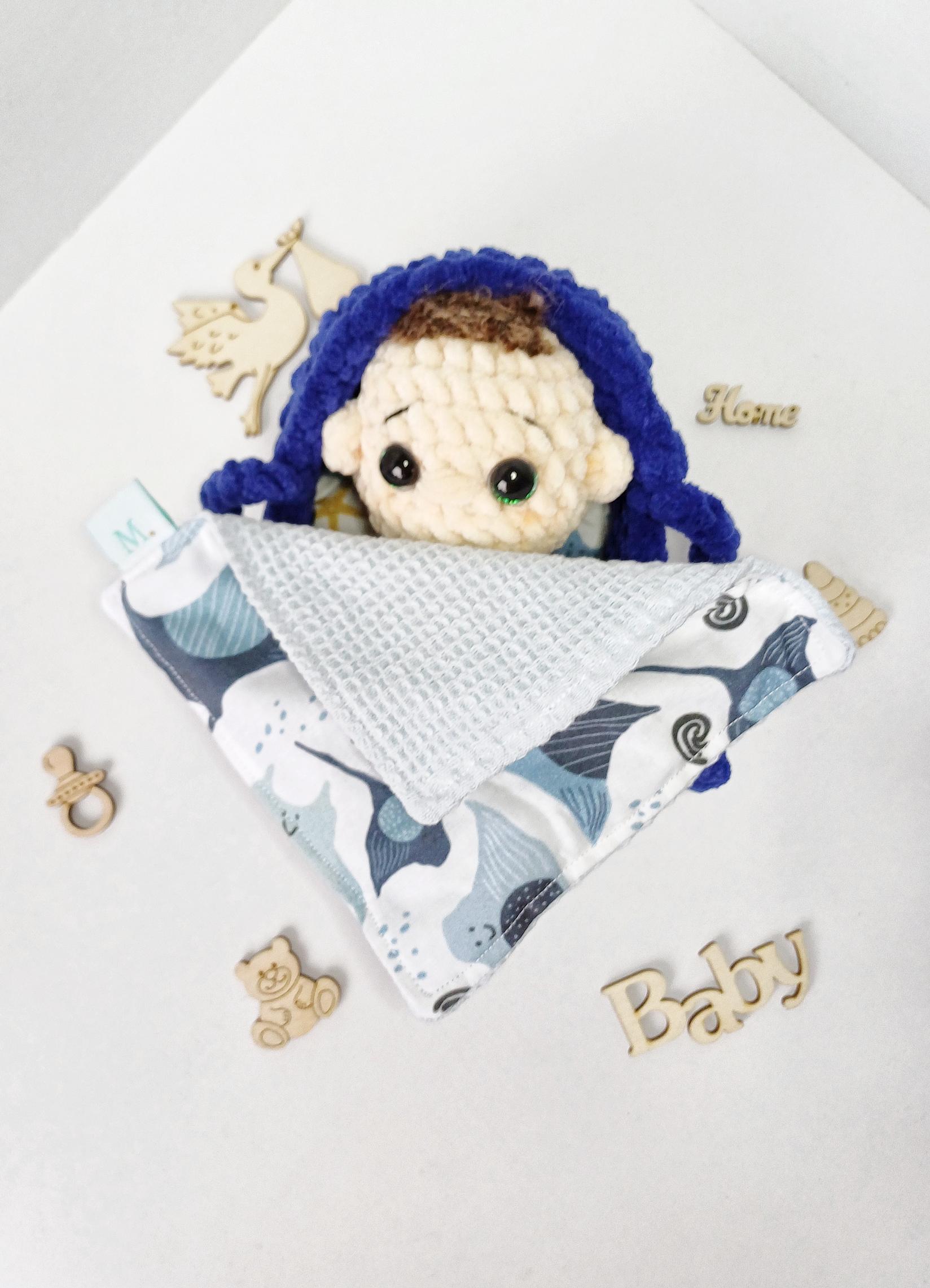 МАТРЈОШКА Бебе во лулка машко