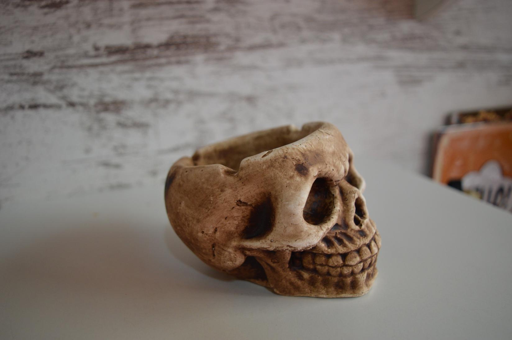 PODARI ME Пепелник Глава крем