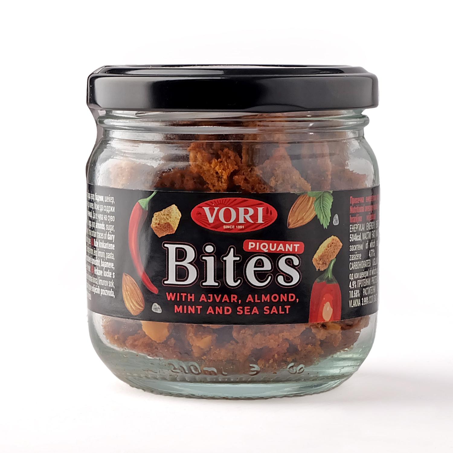 VORI'S DELICATESSEN Кубети со пикантен ајвар, бадеми, нане и морска сол, 50 г