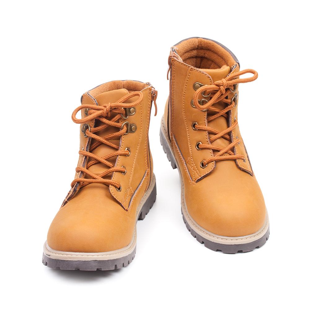 Чизми за момчиња