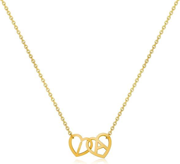 LUXARTO JEWELRY Ланче изработено со две букви и срца IA