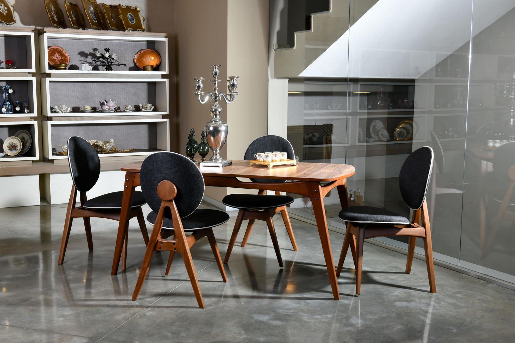 Трпезариска маса и столчиња Hanah Home Touch, темно сиво-кафеава