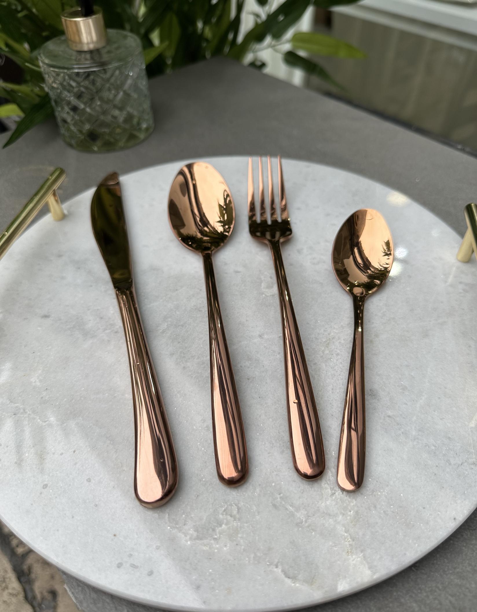 Есцајг прибор 24 парчиња