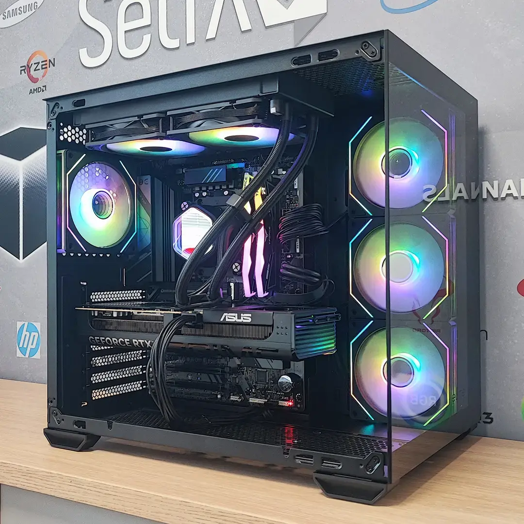 PowerCube G4270 Chimera Gen9 V2 3D Ryzen 7 9800X 3D/ 32GB/ NVMe 2.0TB/ RTX5070 12GB/ Wi-Fi 6