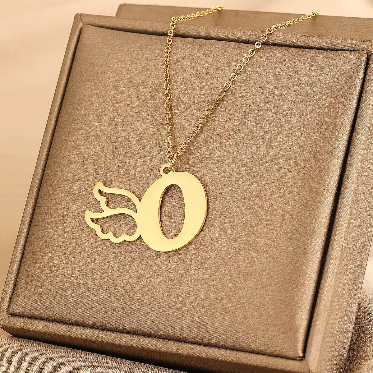 LUXARTO JEWELRY AngelWing Ланче и буква O