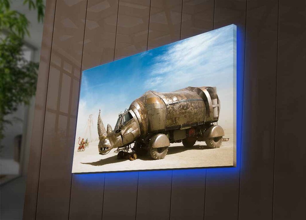 Wallity Слика со LED Осветлување Banksy Curious Boy, 66x99 cm