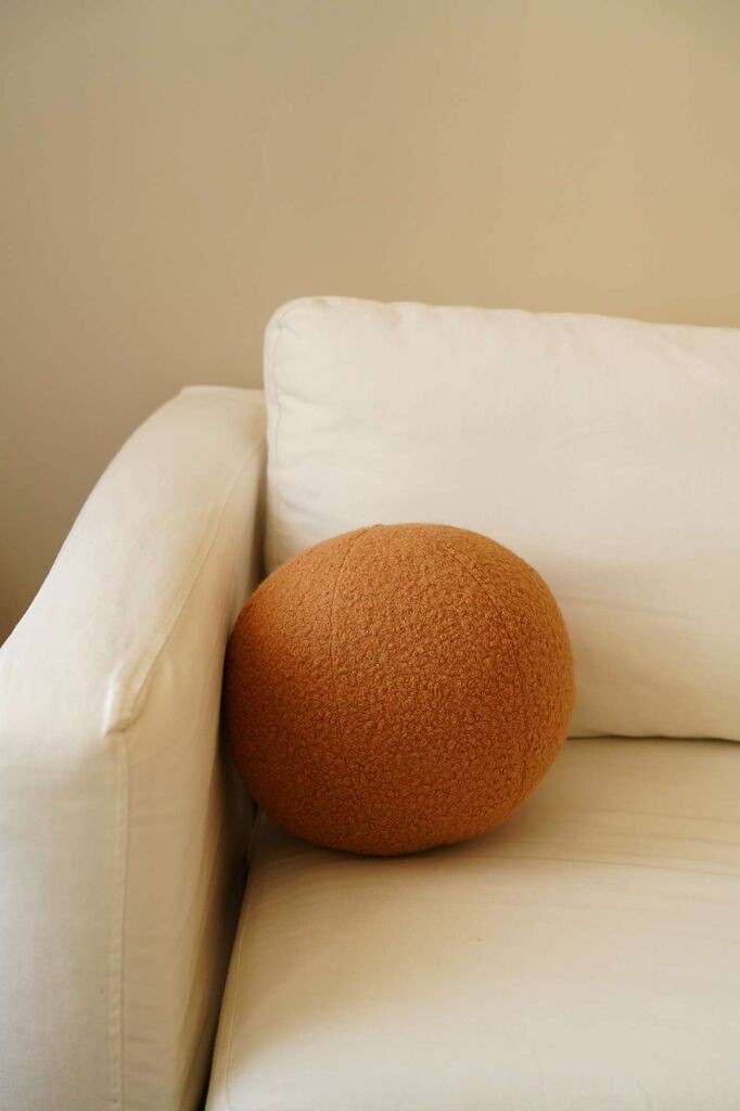 Декоративна перница „Теди Топ" од Аберто Дизајн 25, 25x25x25 см, кафеава