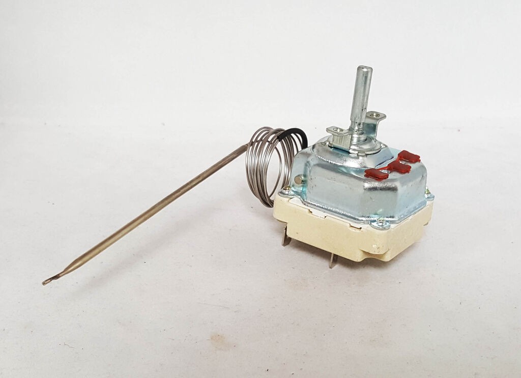 Alfa Electric Трофазен регулационен термостат 50-320°C со капилара  THERMOSTAT-3PH-50-320