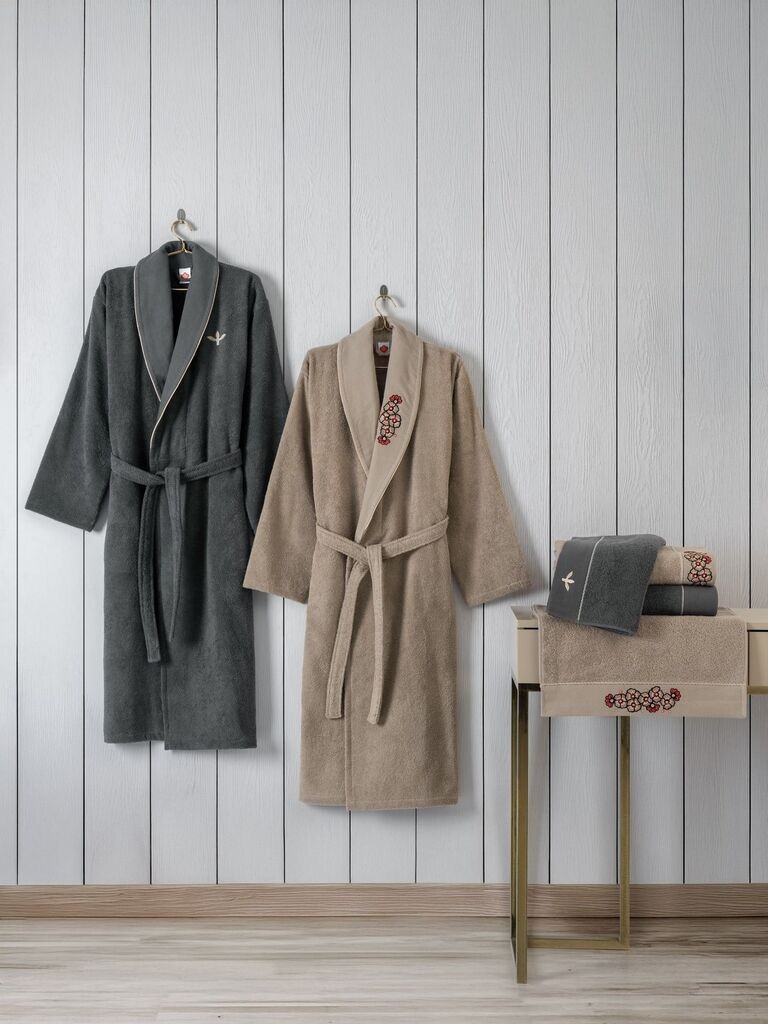 Комплет за семејна бањарка L'essentiel Maison со крпи Yamka, антрацит-беж