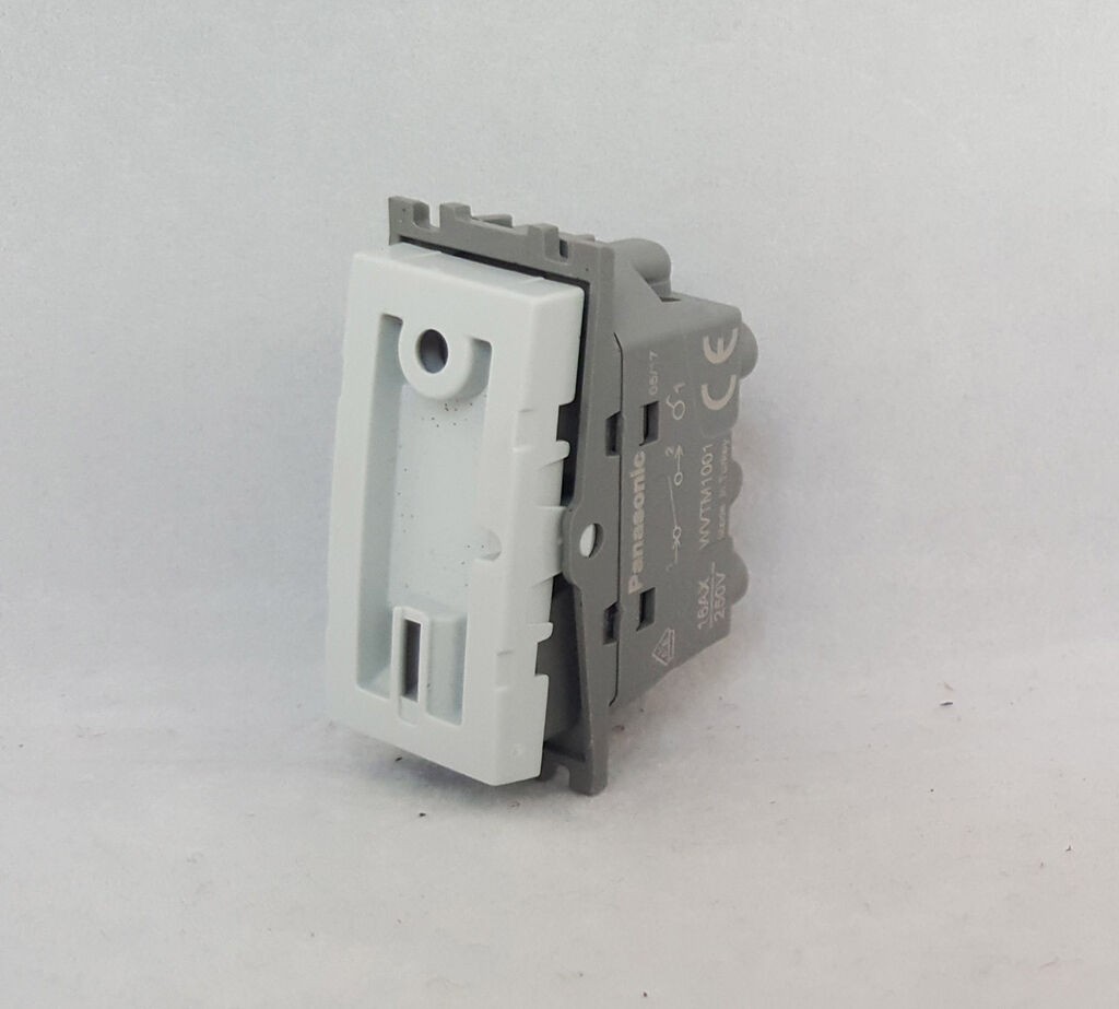 Panasonic Прекинувач 1M црн механизам WVTM1001-9BL