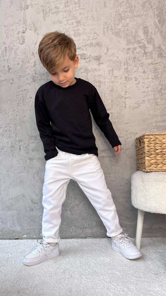 Комплет 2 делен блуза и фармерки