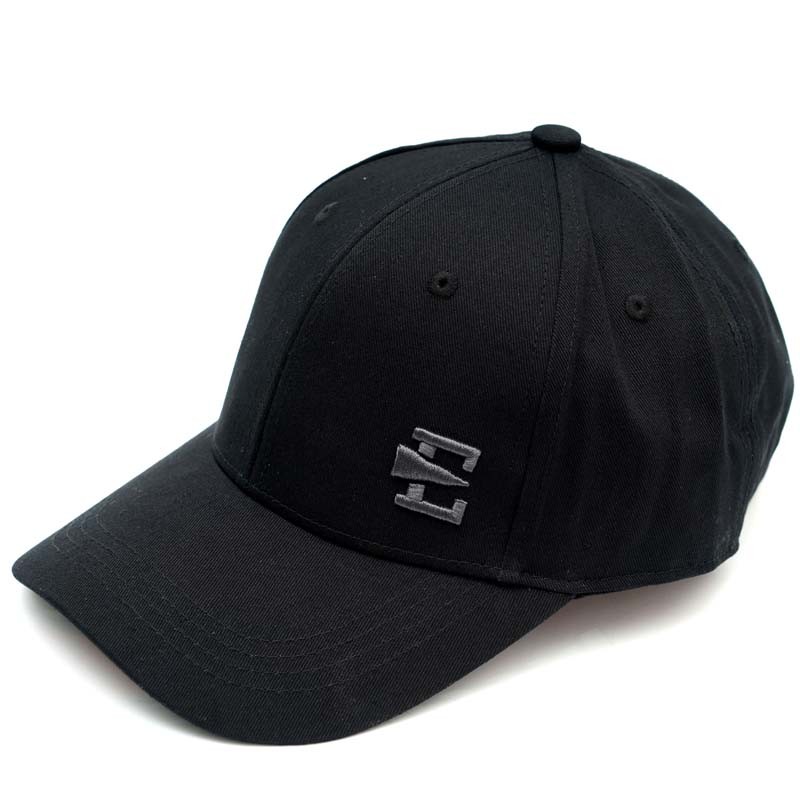 EASTBOUND Машка капелана капела, црна