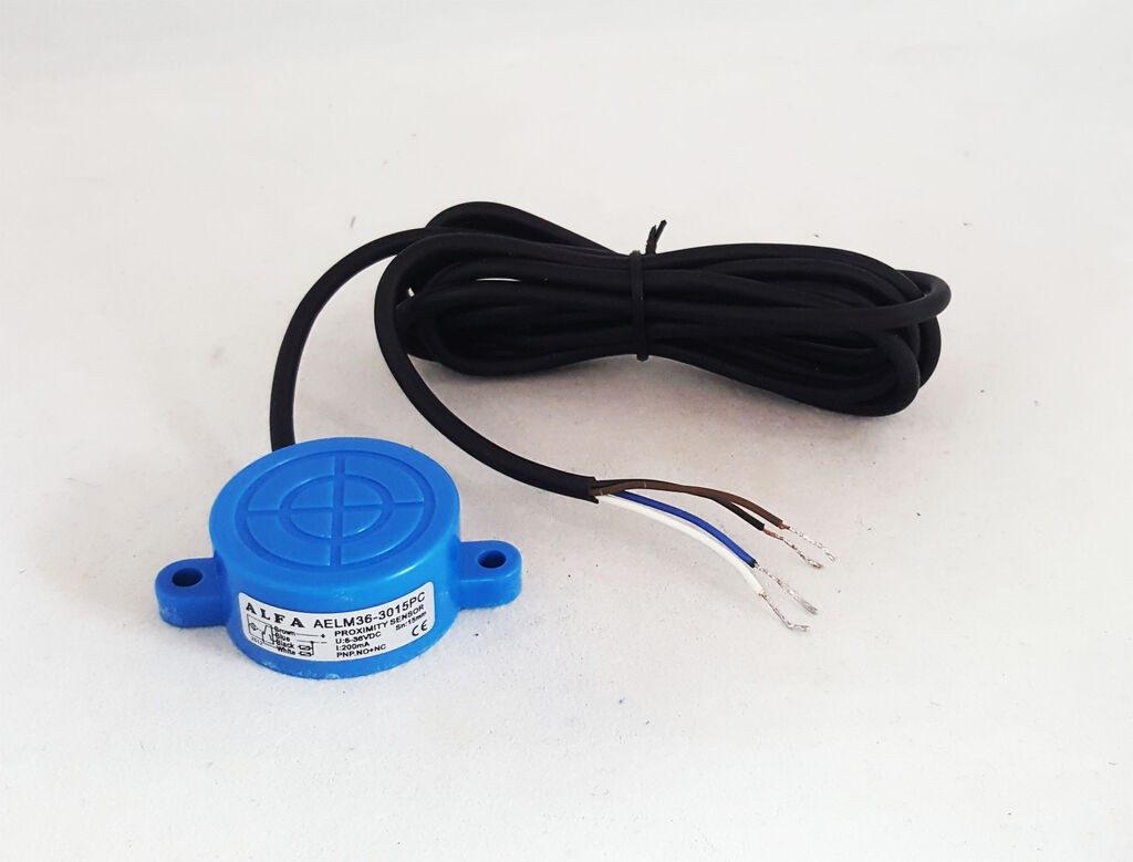 Alfa Electric Индуктивен сензор PNP NO+NC 6-36V DC Sn-15mm AELM36-3015PC