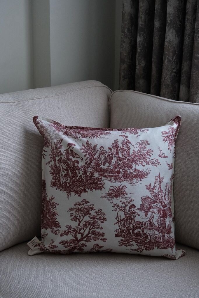 Декоративна навлака за перница Aberto Design BST060, 45 x 45 см, бордо-бела