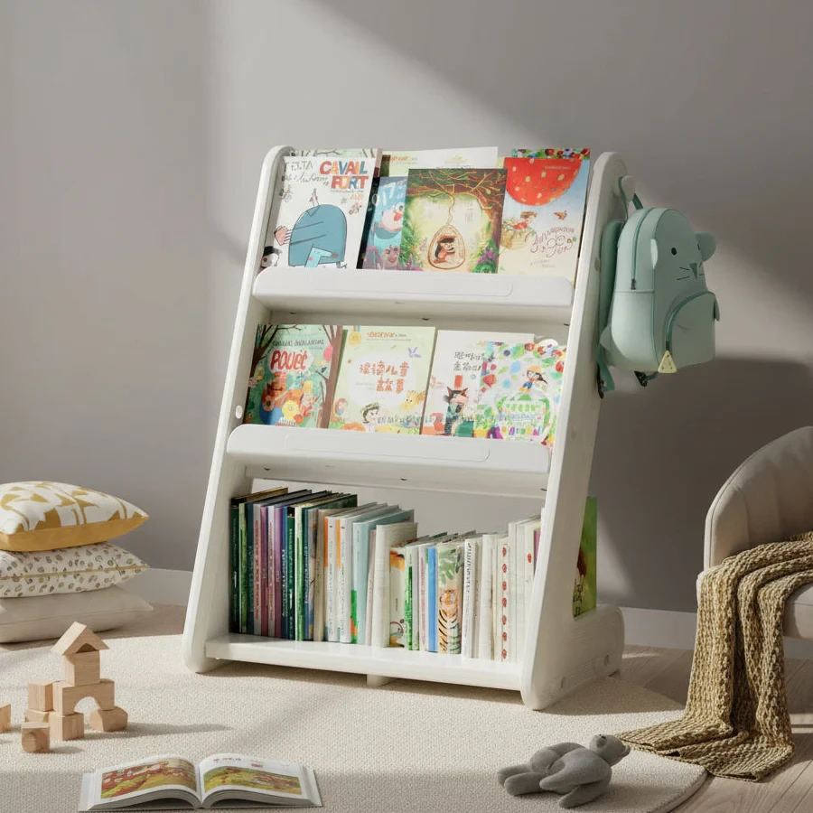 Детска полица за книги со закачалка