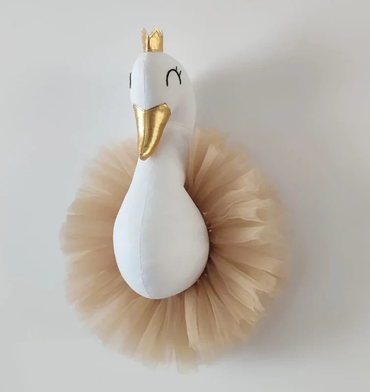 Декоративен лебед - мал