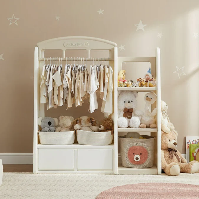 Мултифункционален детски гардеробер со полици и корпи