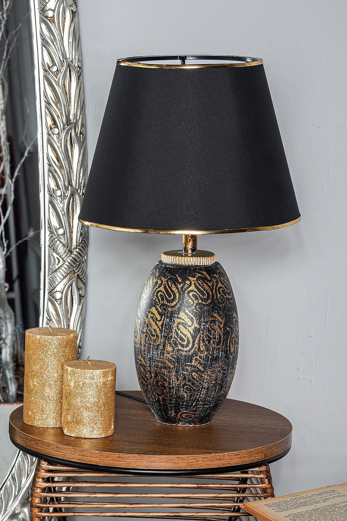 Столна ламба Opviq E27 Max 40W, златно-црна