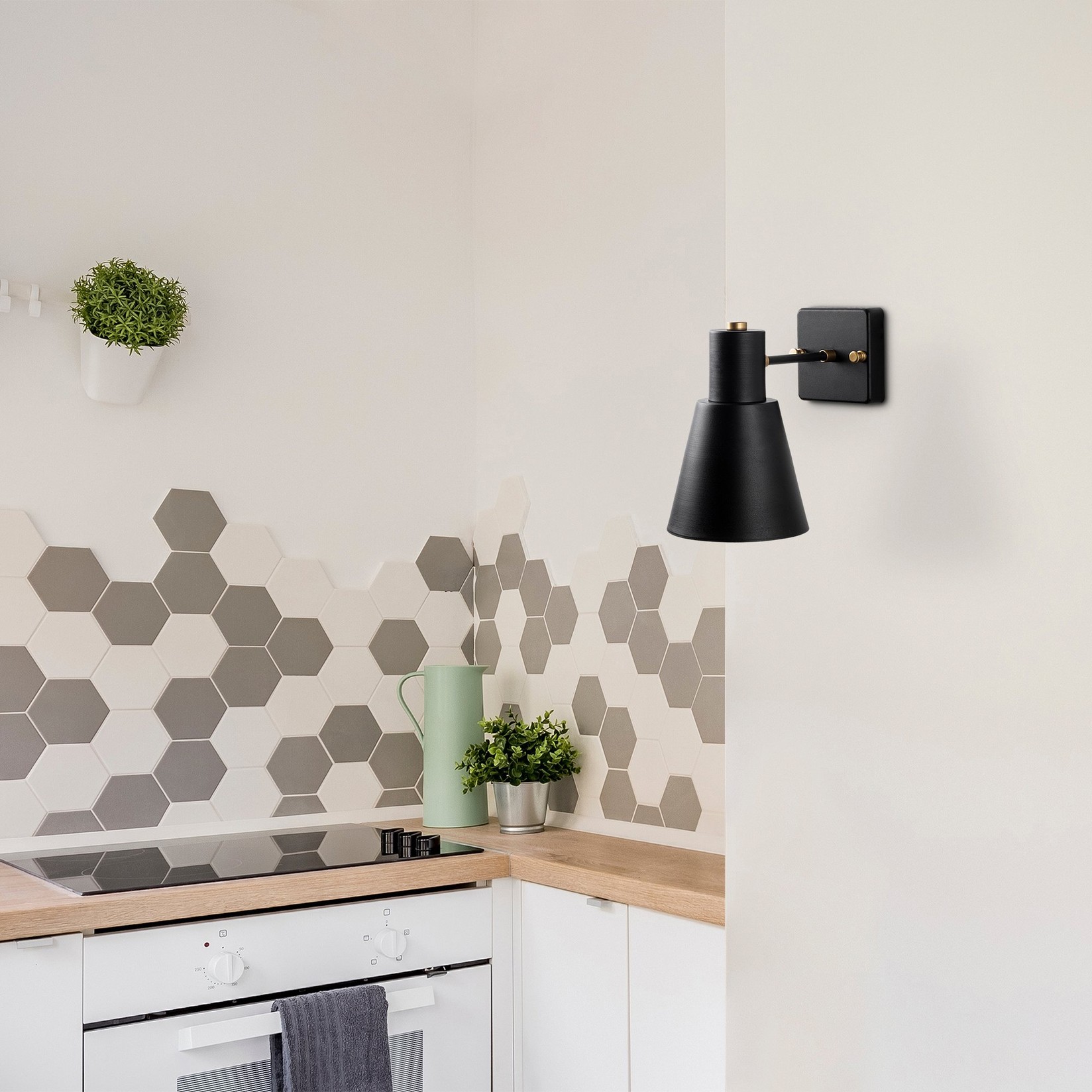 Opviq dzидна светилка E27 Max 40W, црно-златна