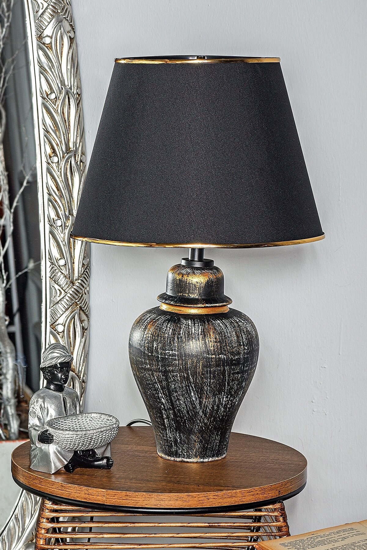 Столна ламба Opviq E27 Max 40W, златно-црна