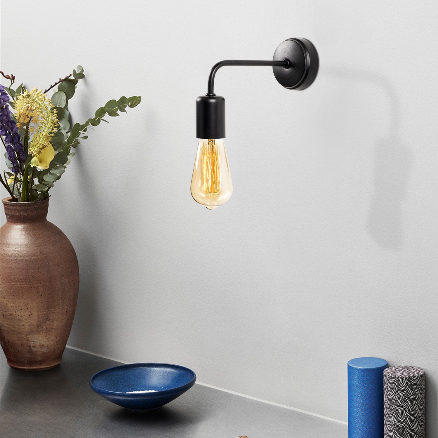 Opviq dzидна светилка E27 Max 40W, црна