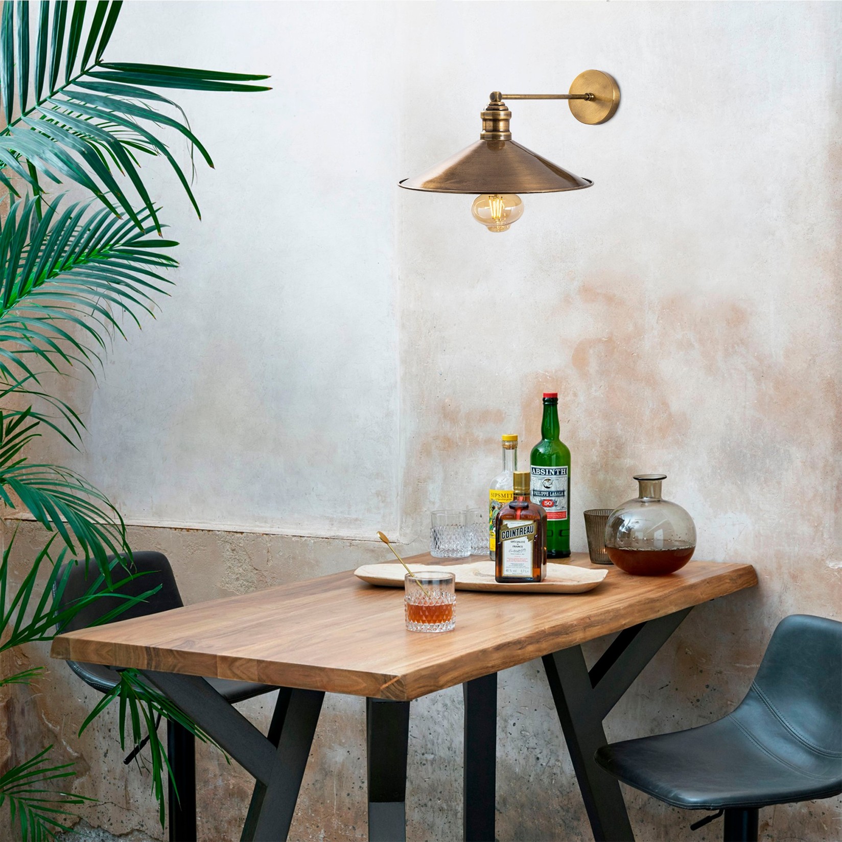 Opviq dzидна светилка E27 Max 40W, бронзена