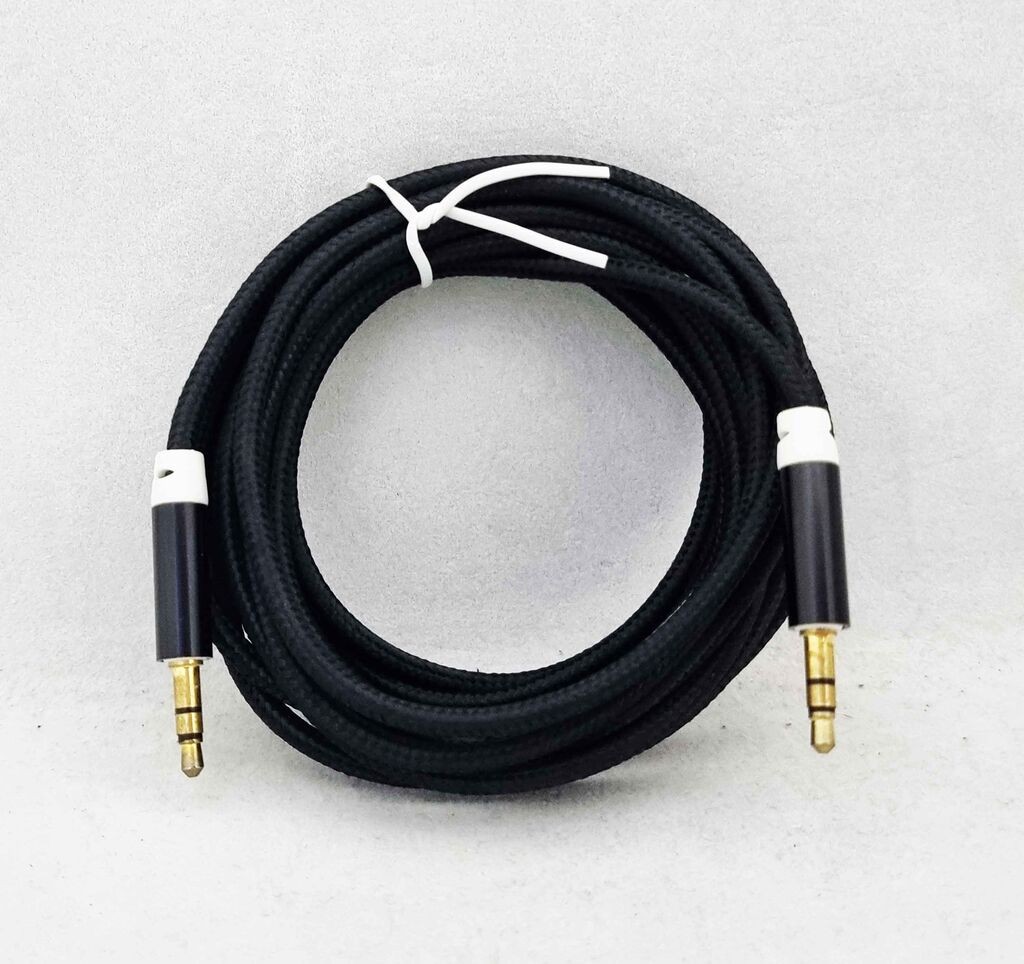 Alfa Electric Кабел 3.5мм - 3.5мм 3м црн стерео конектор AUX аукс