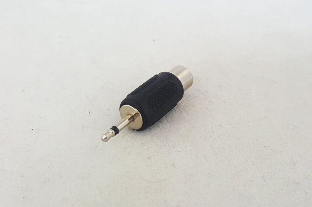 Alfa Electric Приклучок 2.5mm моно во сокет RCA – AC-049