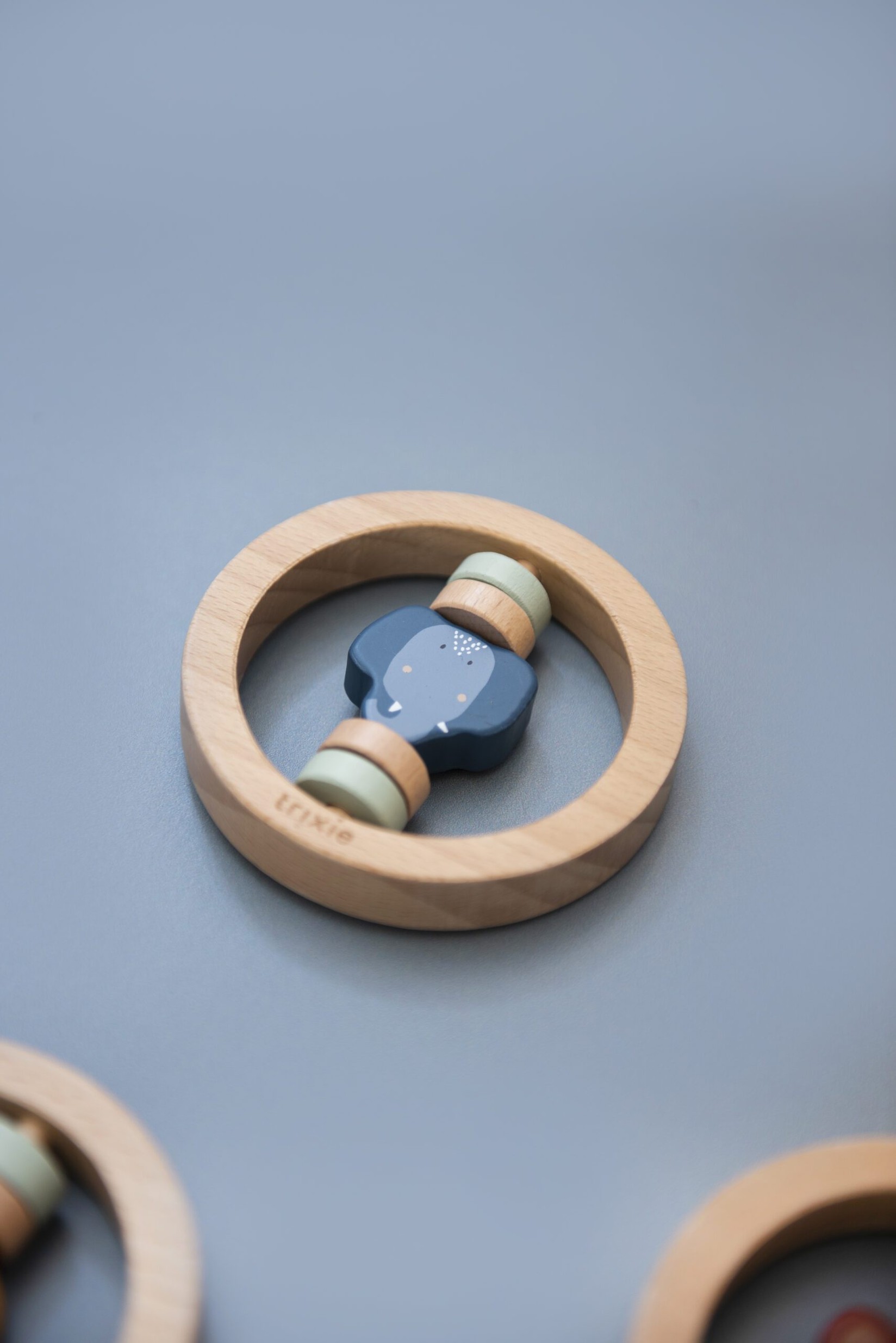 Trixie Дрвена кружна тропалка Г-ѓа Слонче