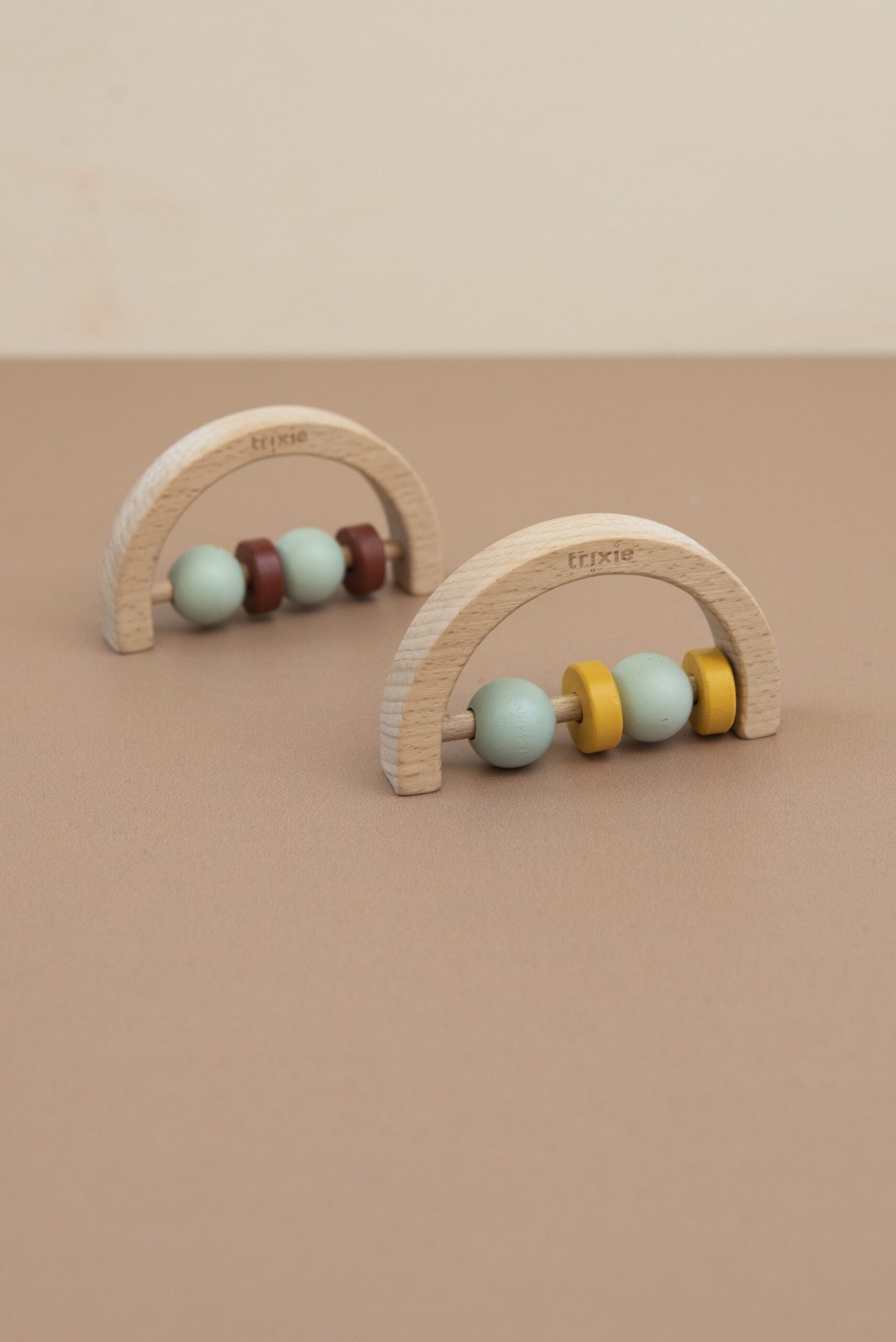 Trixie Дрвена полукружна тропалка - минт/рѓа