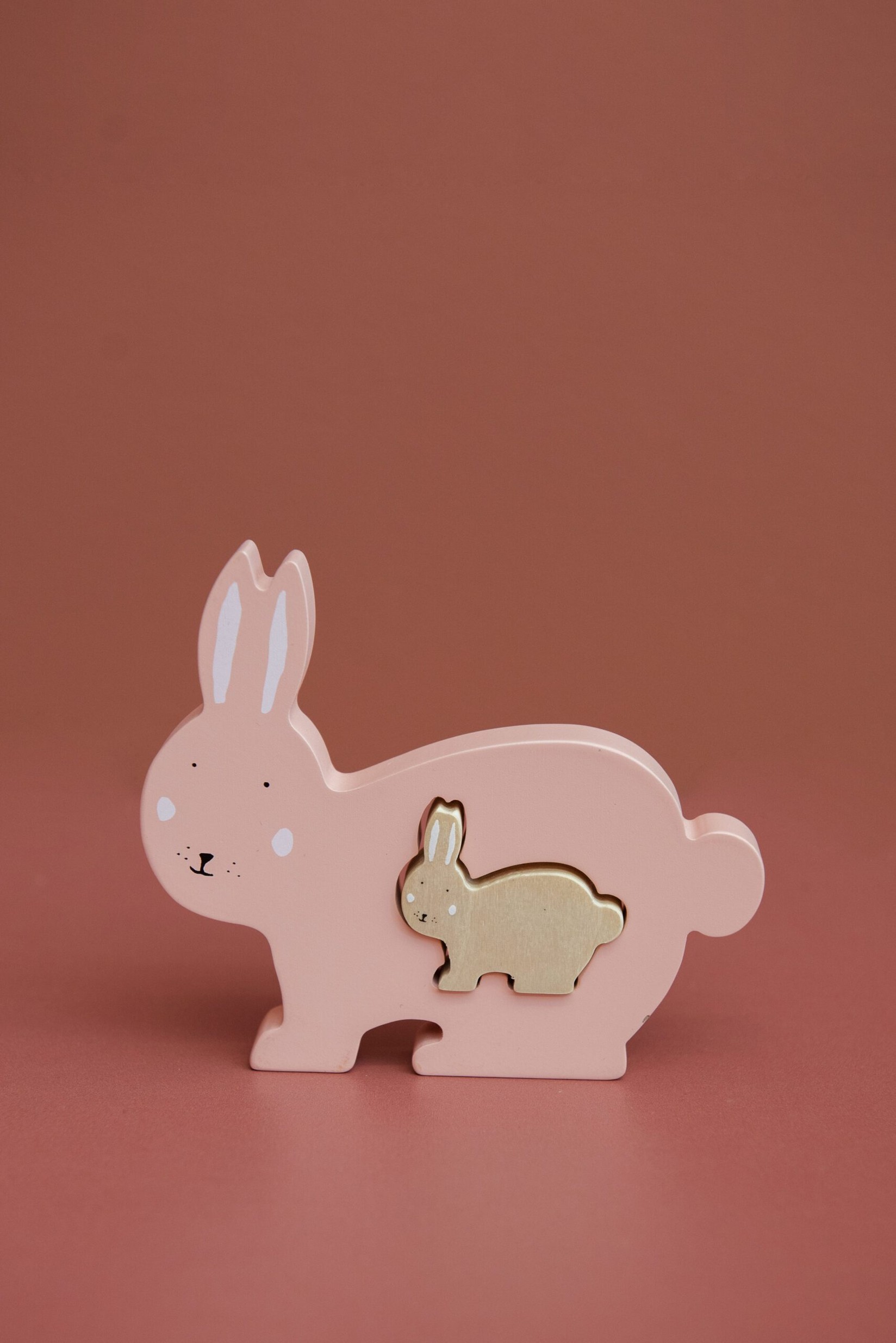 Trixie Дрвена сложувалка бебе Г-ѓа Зајче